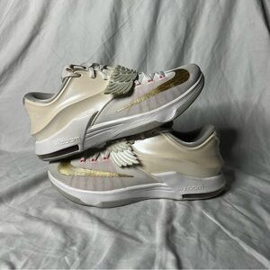 Size 13M KD 7 “Aunt pearl”